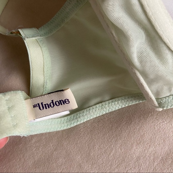 All Undone Ariel Bra 34GG - Picture 10 of 11